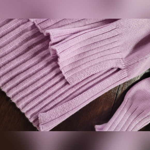Old Navy Long Sleeve Knit Sweater Purplish Pink M - Picture 5 of 5